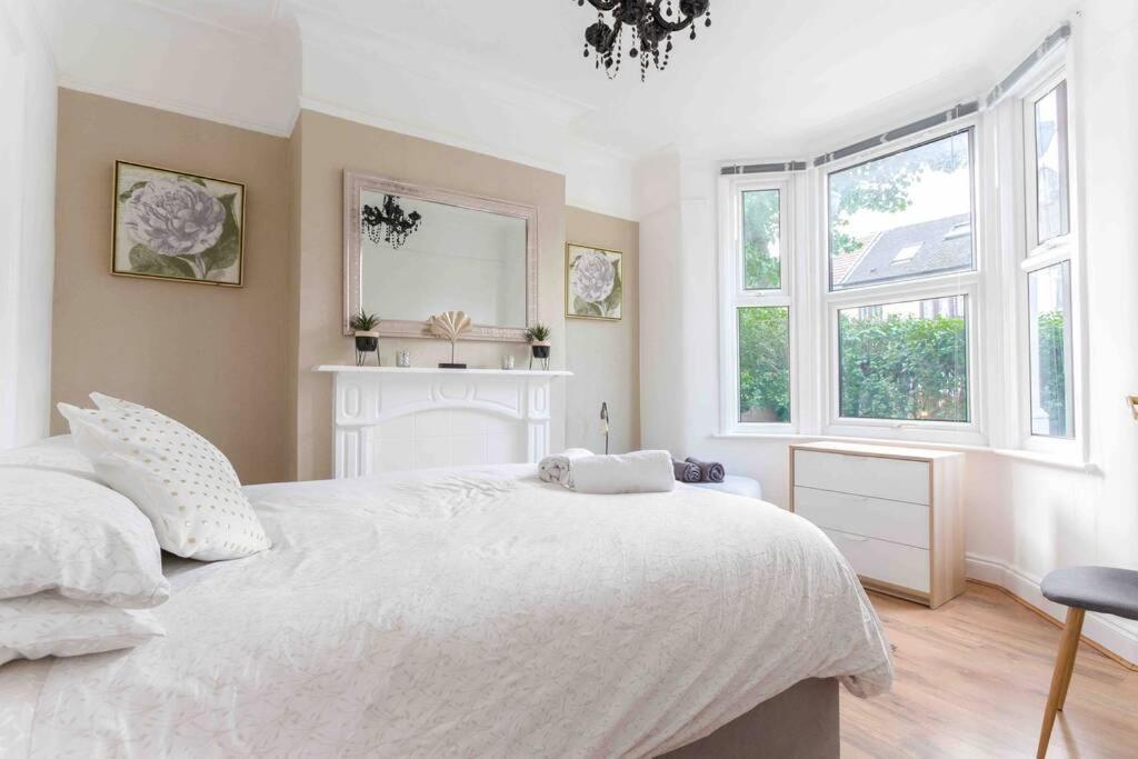 Contemporary 3 Bed House With Spacious Garden Close To Stratford Londra Esterno foto